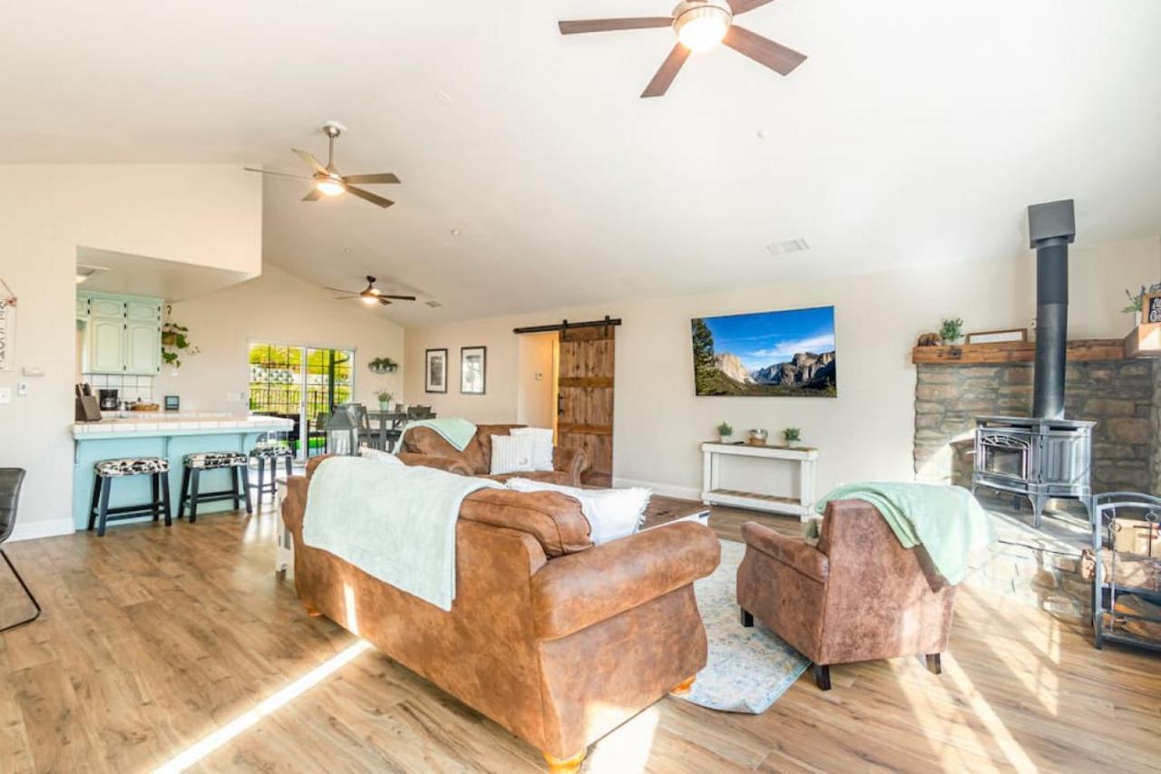 Mystic Mountain Villa, 14 Miles From Yosemite Oakhurst Ngoại thất bức ảnh
