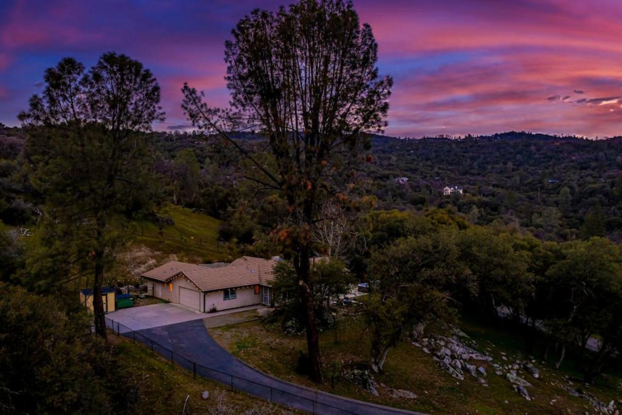 Mystic Mountain Villa, 14 Miles From Yosemite Oakhurst Ngoại thất bức ảnh